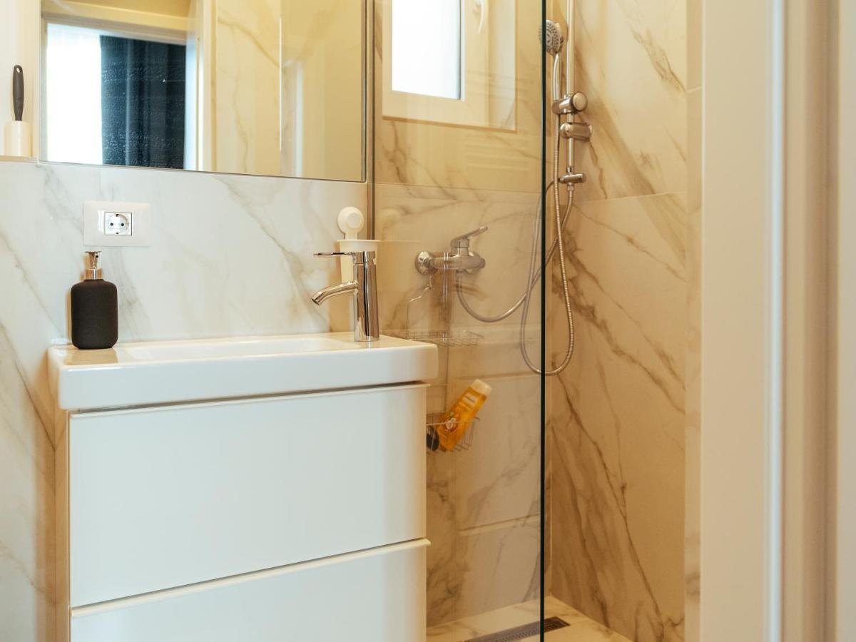 Beautiful Apartment - Top Location - Amazing Balcony Bucharest Exterior photo