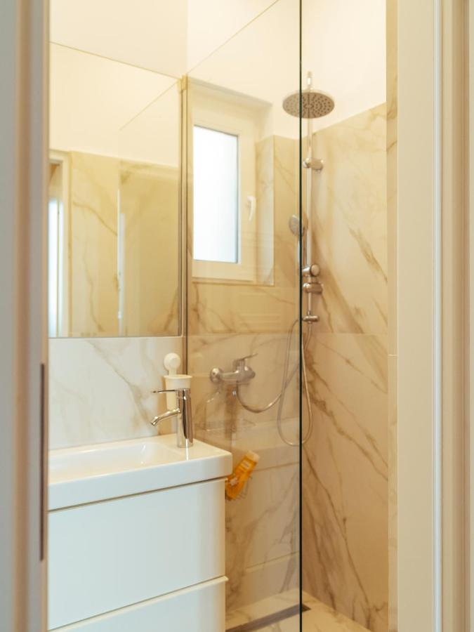 Beautiful Apartment - Top Location - Amazing Balcony Bucharest Exterior photo